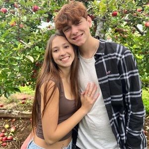 Meet your Posher, Annalyse